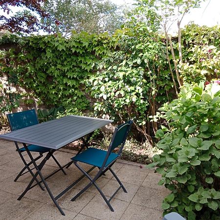 Villa Les Rosiers Challans Exterior foto
