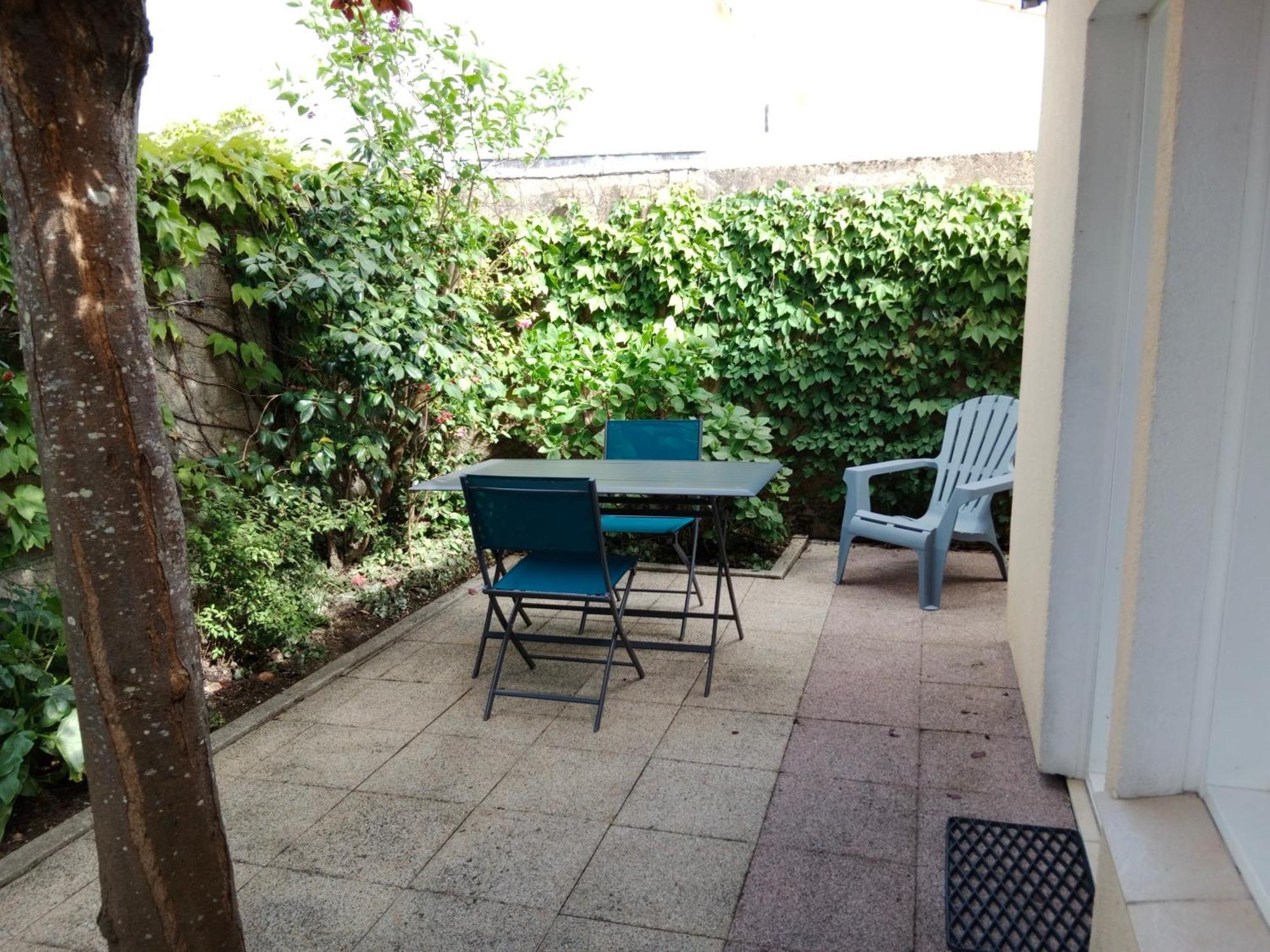 Villa Les Rosiers Challans Exterior foto